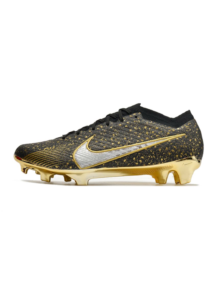 black and gold nike soccer cleats
