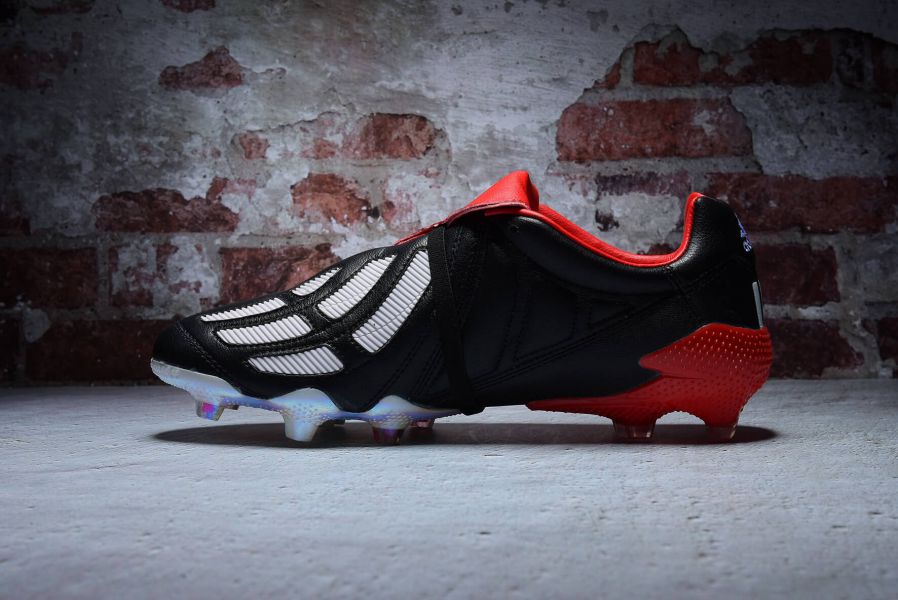 predator mania black