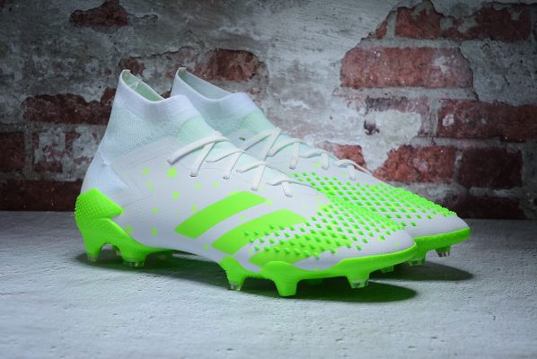 predator mutator 20.1 white